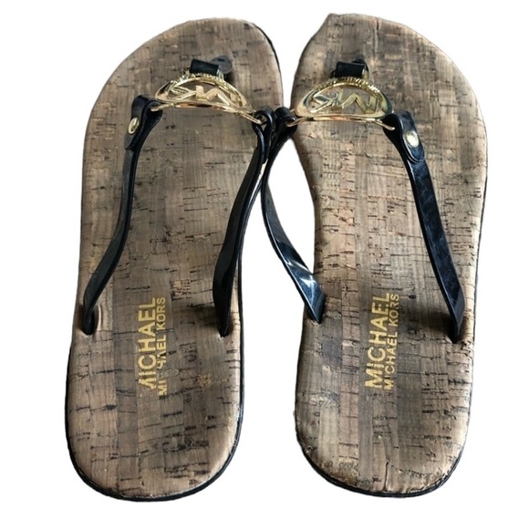 Michael Kors Thong Sandal - Picture 3 of 5